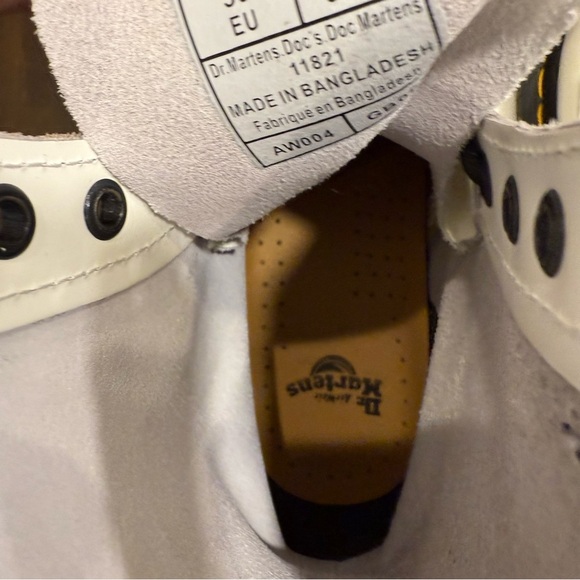 Dr. Martens Women’s 1460 Smooth White Leather Combat Boots Sz US 8 EU 39 NEW! - Picture 4 of 12